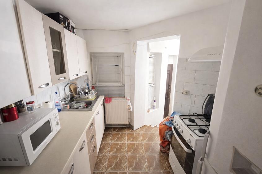 Garsoniera Piata Romana/ Universitatii- Facultatea de limbi straine- fara risc - 6