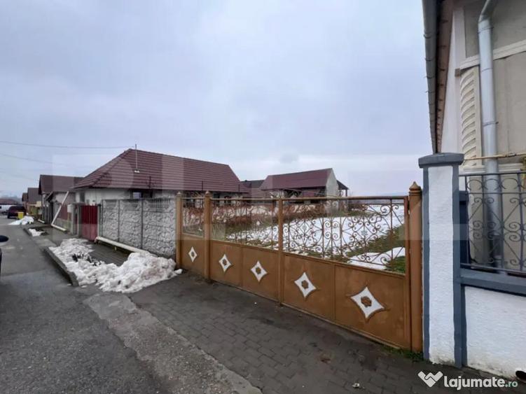 Teren intravilan, 941mp, front 11m, utilitati la strada, Ciu - 2