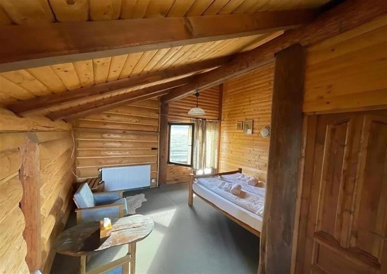 FILM! Resedinte montane,mobilate,echipate, jacuzzi,piscina,pretios areal,Sambata - 18