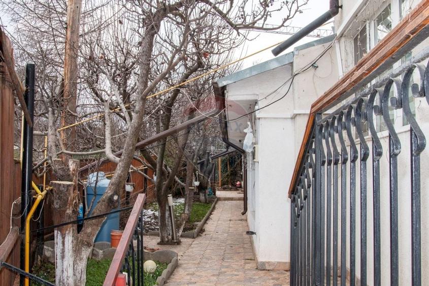 De vanzare casa 7 camere, 306 mp desfasurati parcul Rizer -comision 0% - 16