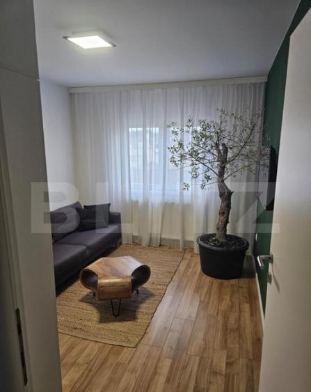 Apartament la cheie cu 3 camere, 64 mp, zona centrala - 2