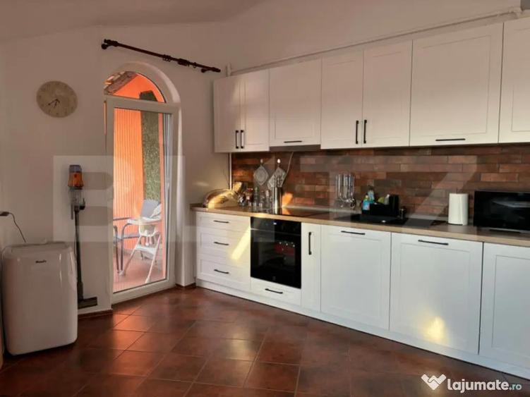 Apartament cu 3 camere de vanzare, 117 mp, zona Baritiu - 9