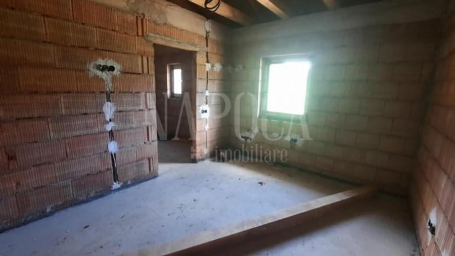 Casa 5 camere de vanzare in Salicea - 9