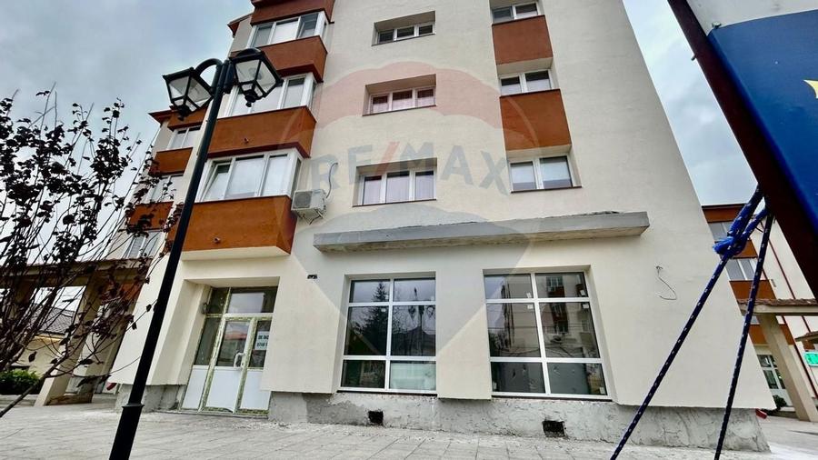 Spațiu stradal ultracentral de inchiriat Mihail Kogalniceanu,Constanta - 2