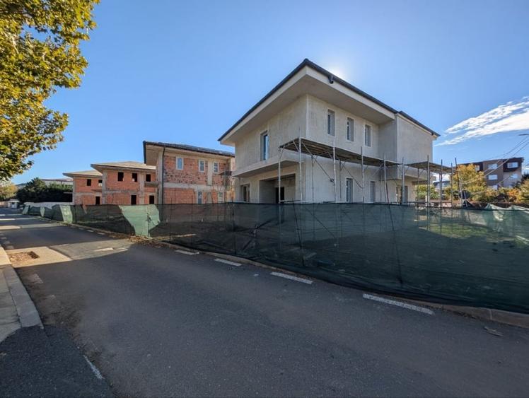 Casa de vanzare/ 4 camere/ Otopeni - 2