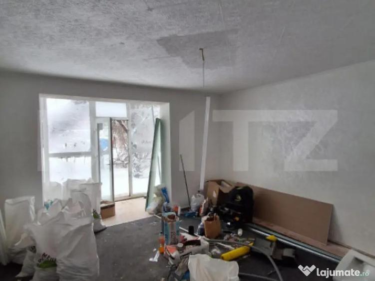 Spa?iu comercial 55 mp, in curs de renovare, 3 camere la p - 4