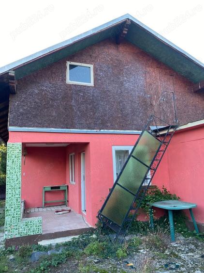 Casa in Breaza, zona semicentrala, zona de deal, teren 538 mp, deschidere 15 ml, constructie 1978 - 6