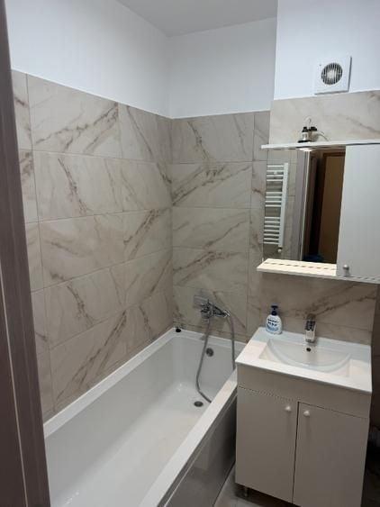 Garsoniera decomandata, centrala proprie, parcare inclusa, etaj 1 - 7