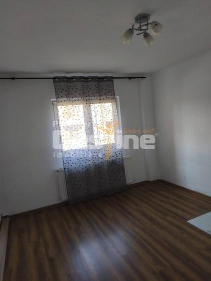 Garsoniera, suprafata de 28 mp cu loc de parcare in cartierul Tractorul - 1