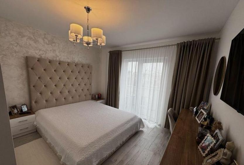 Apartament 3 camere decomandate zona Dacia Constanta - 6