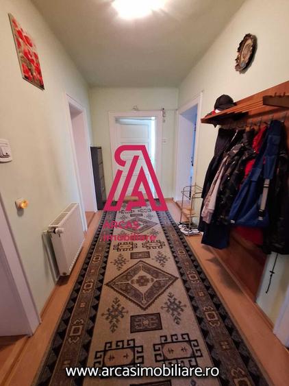 Casa de vanzare 7 camere, teren 1000 mp Sub Arini! - 19