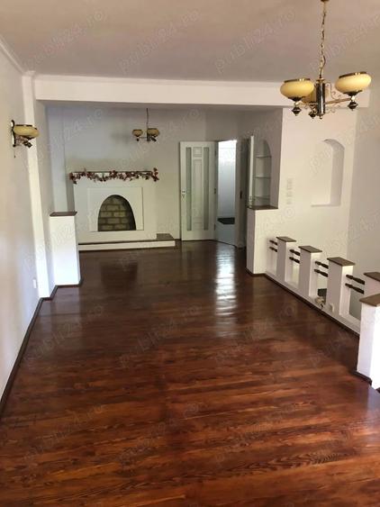 Proprietar vand casa - 2