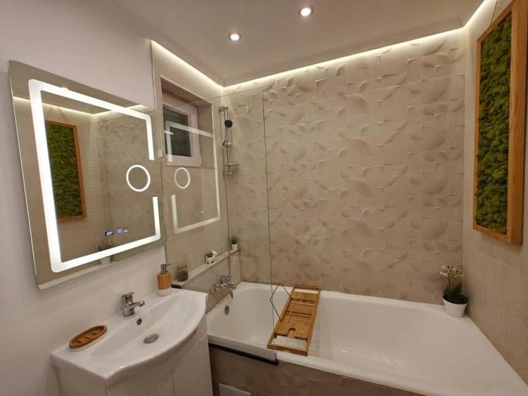 Zona Centrala- Garsoniera exclusivista - renovata cu designer - 5