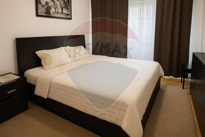 Apartament 3 camere de vanzare - Bulevardul Decebal - 10