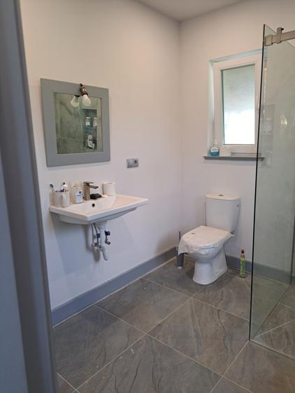 CASA NOUA PE UN NIVEL CU 4 CAMERE DOUA  BAI,LIVING, BUCATARIE  19 ARI TEREN - 6