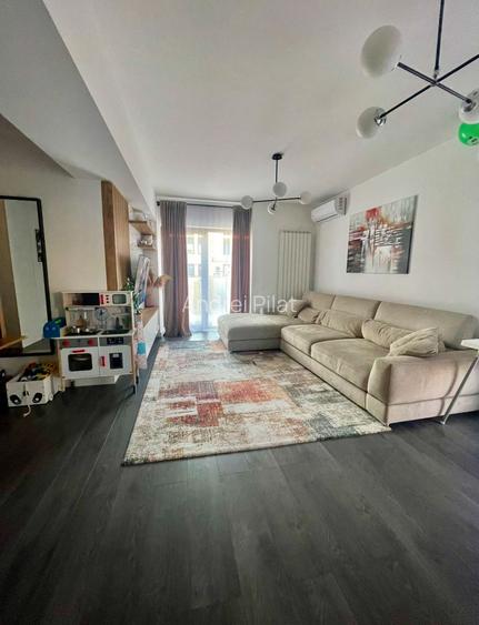 Apartament cu 3 camere decomandat, mobilat în Drumul Taberei Apartament cu 3 camere decomandat, mobilat în Drumul Taberei