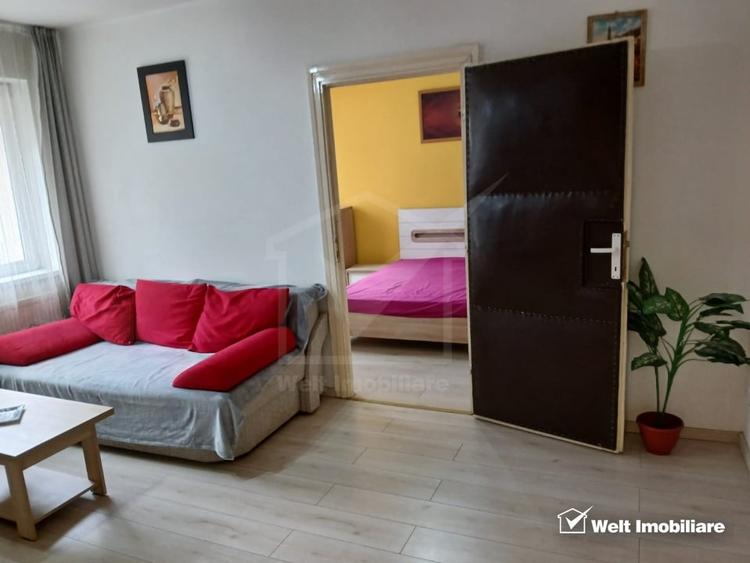 Apartament cu 3 camere, situat in Centru, pe strada Andrei Șaguna, la etajul 1 - 2