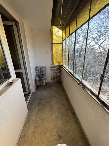 Apartament 2 camere, cf 1 semidec, etaj 4/4, Democratiei - 3