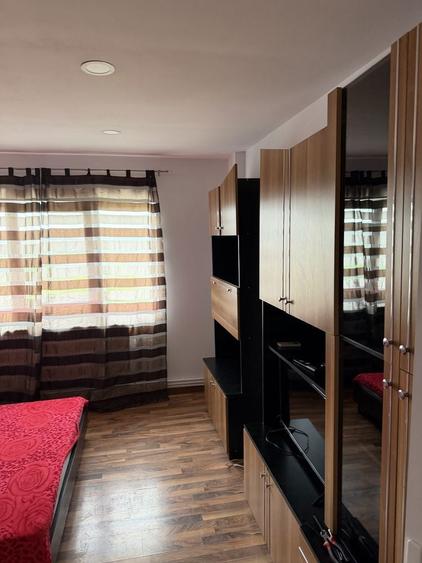 Inchiriez Garsoniera - 3