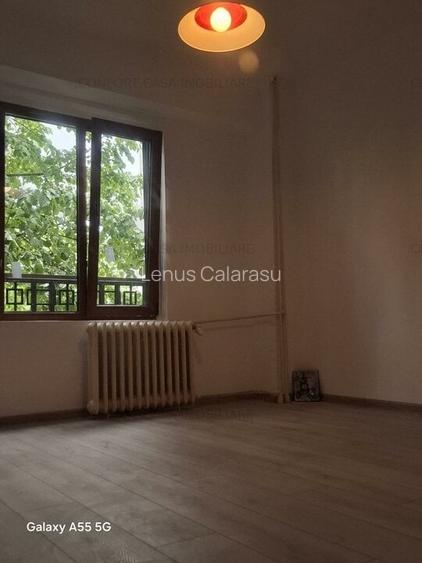 Apartament cu 3 camere decomandat în Nerva Traian