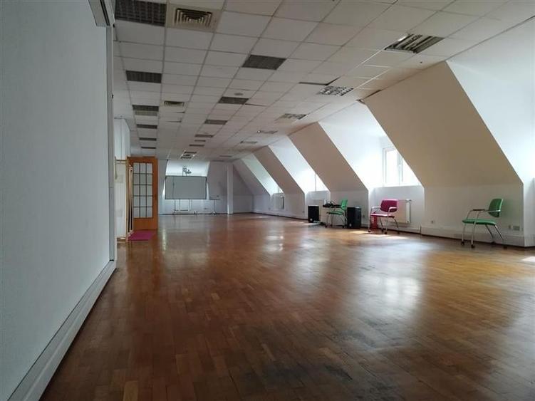 Spatii birouri de inchiriat in zona Mosilor - 100 mp - 12