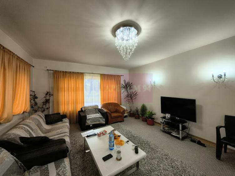 Vila individuala cu 5 camere, curte proprie in Afumati langa primarie - 4