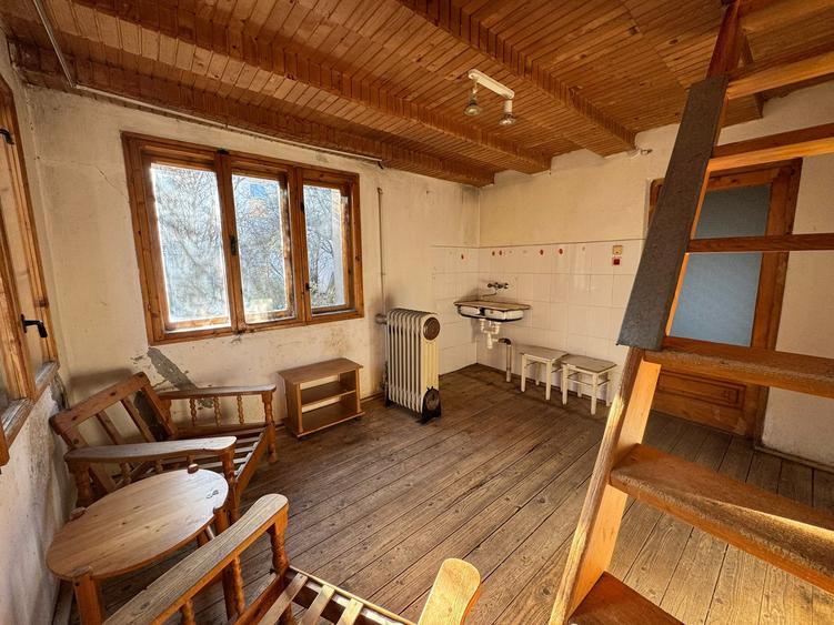 Teren și casă de vânzare în Miercurea Ciuc, zona L1u (strada Leliceni) - 7