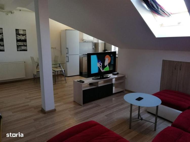 Apartament la mansarda cu 3 camere zona Turnisor - 13