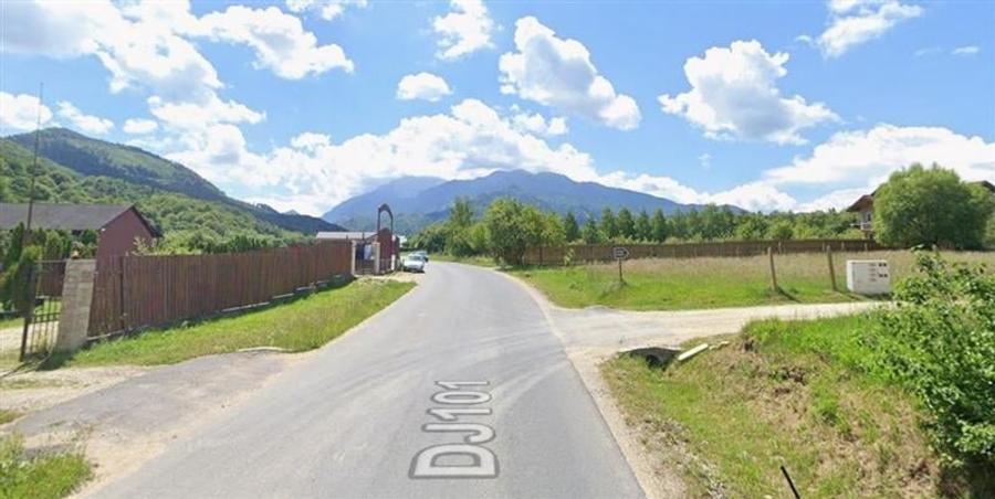 Exclusivitate! Teren 1000mp , drum privat cu acces la rau si padure, Glajarie, R - 7