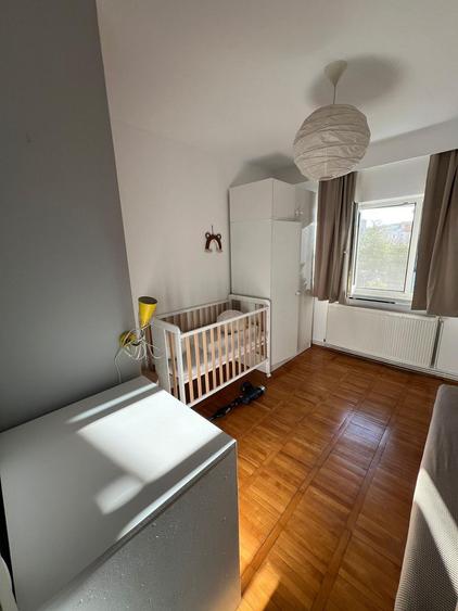 Vand apartament 4 camere 22 Decembrie - 8