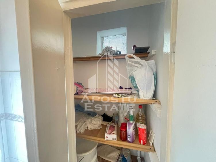 Apartament cu 2 camere semidecomandat, mobilat în Aurel Vlaicu