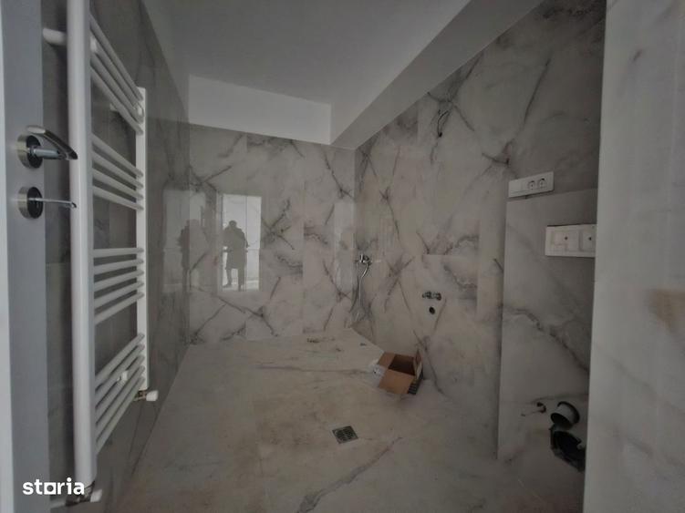 Apartament cu 2 camere decomandat în Galata