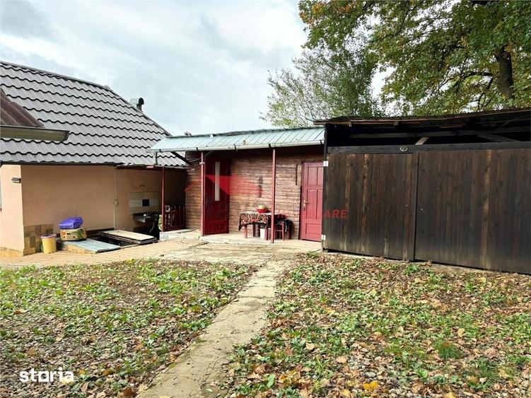 Casă cu 3 camere cu Teren 1700 Mp în Central