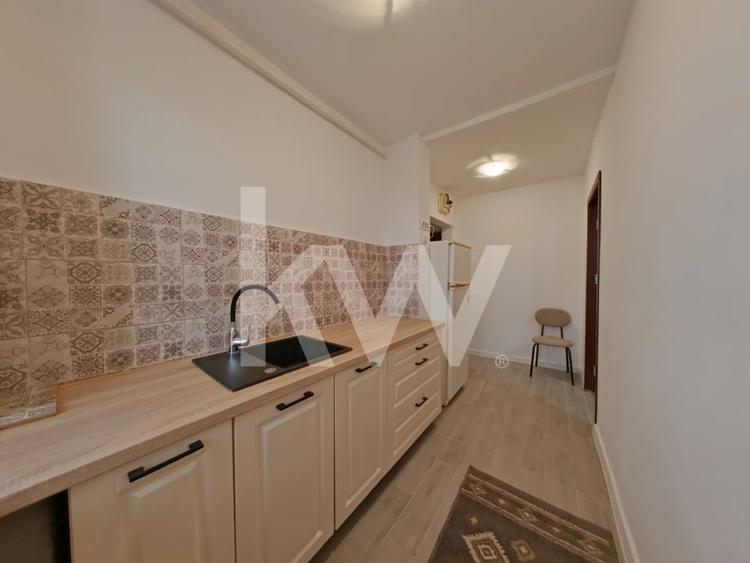 Inchiriere apartament cu 3 camere - strada Avram Iancu - 2