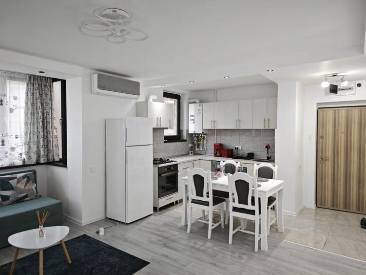 Inchiriez apartament  2 camere  recent renovat - 4