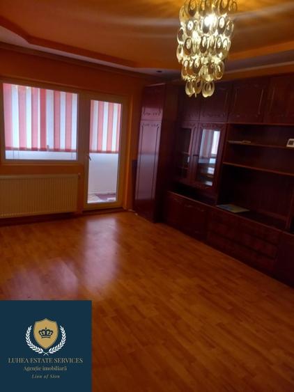 Apartament 3 camere pe Aleea Cibinului, Resita - 6