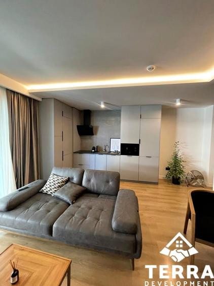 Studio , Statiunea Mamaia ( central ) - 2