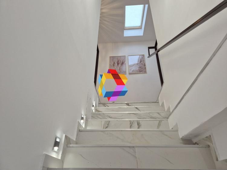 Casa de vânzare zona Centrală - 225 mp - 7