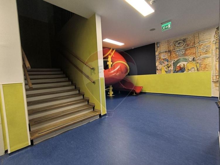 Spațiu comercial de vanzare - 8