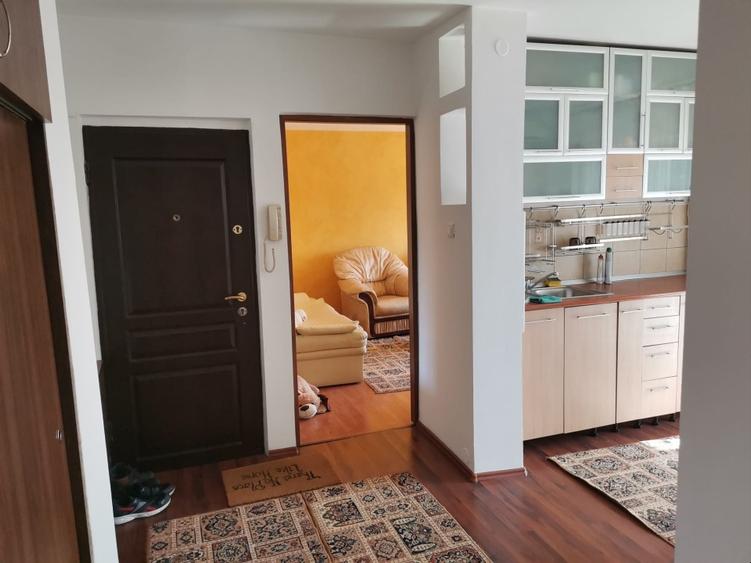 Apartament 2 camere de vânzare Plopeni, Prahova - 1