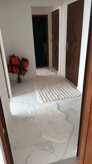 Inchiriez apartament 2 camere - 3