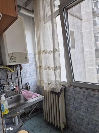 Apartament cu 3 camere decomandat în Alecu Russo
