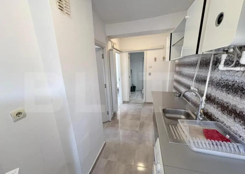Apartament 42 mp, mobilat ?i renovat, cu balcon ?i AC - 3