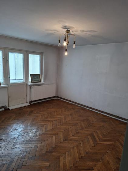 4 camere Banat , Decomandat / Centrală , Amplasament DEOSEBIT - 3