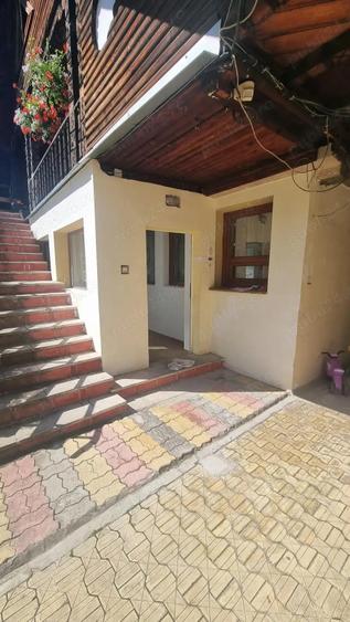 Inchiriez spatiu pretabil birouri, strada Trivale, Pitesti - 2