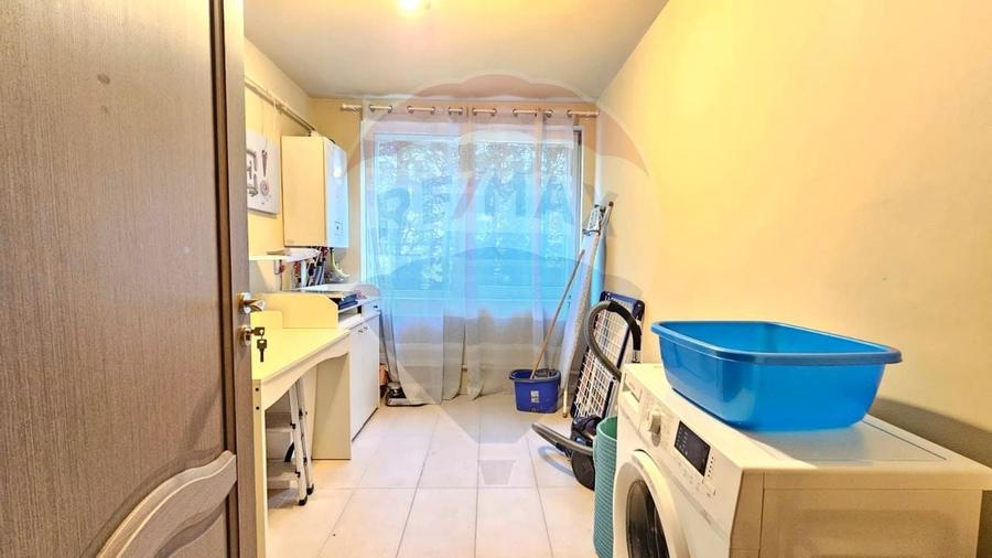 Inchiriez apartament modern cu 4 camere în zona Parcul Central - 17