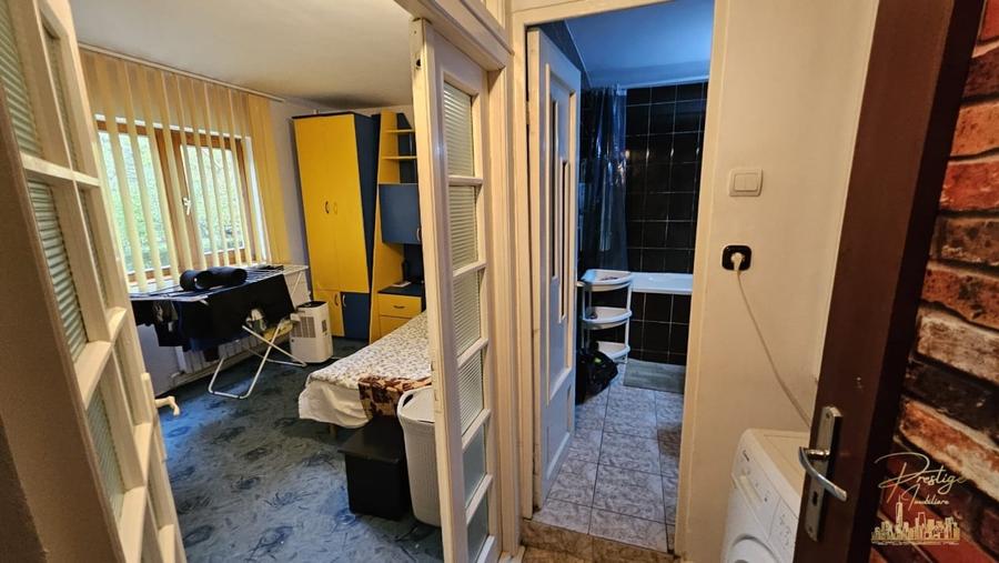 Apartament 2 camere tip Q de vanzare la parter, str. Feldioarei - 7