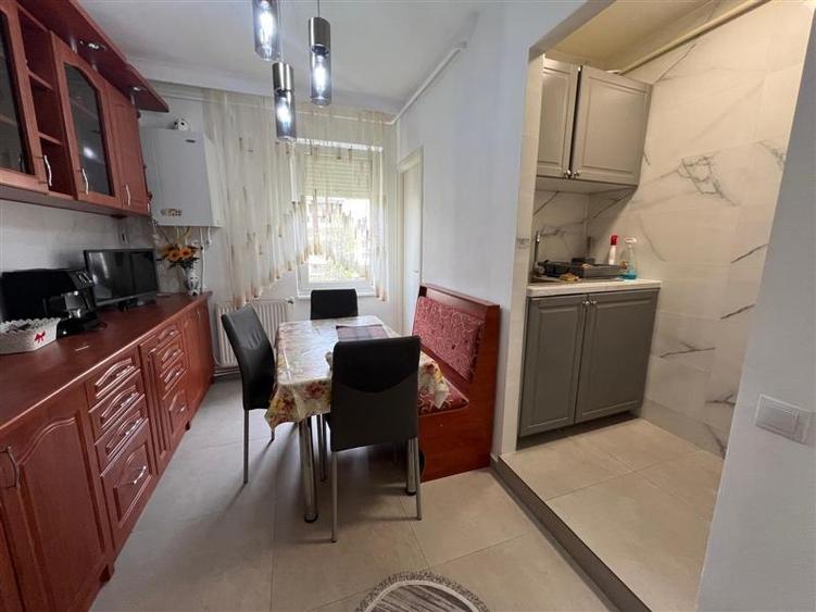 De inchiriat apartament 3 camere in Tudor - 6