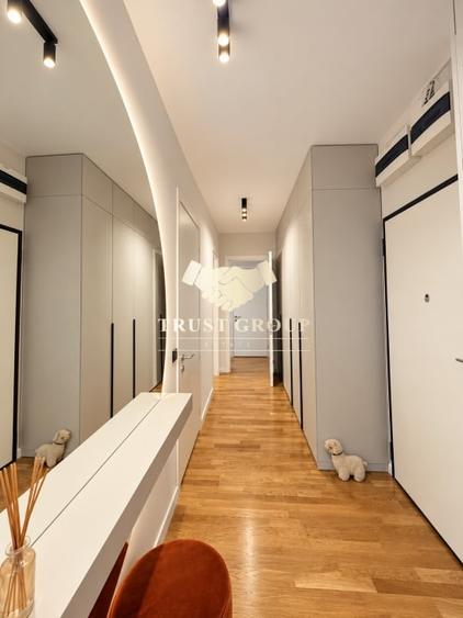 Apartament cu 3 camere decomandat în Arcul de Triumf