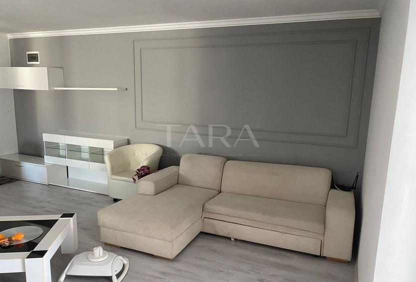 Apartament cu 3 camere decomandat, mobilat în Florești